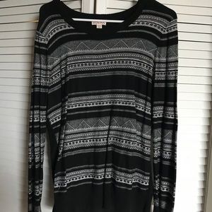 Black and White Striped Patterned Sweater